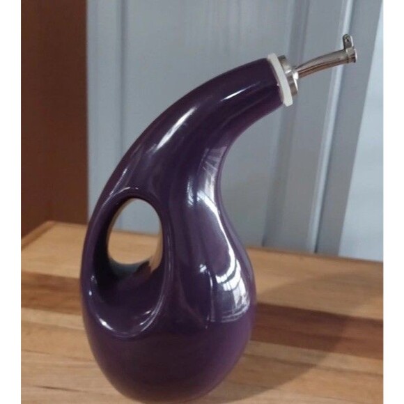 Rachael Ray 2-Piece EVOO & Vinegar Dispensing Bottle Set Purple - Picture 1 of 8